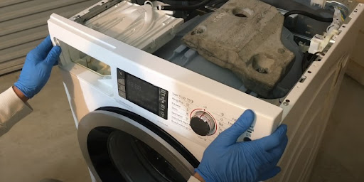 Ремонт стиральных машин Whirlpool в Астрахани – сервис от Мастер24, цены от 2055 руб