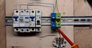 Установка устройства защитного отключения в Астрахани в октябре